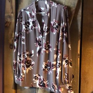RW & Co Mauve and Taupe Floral Blouse